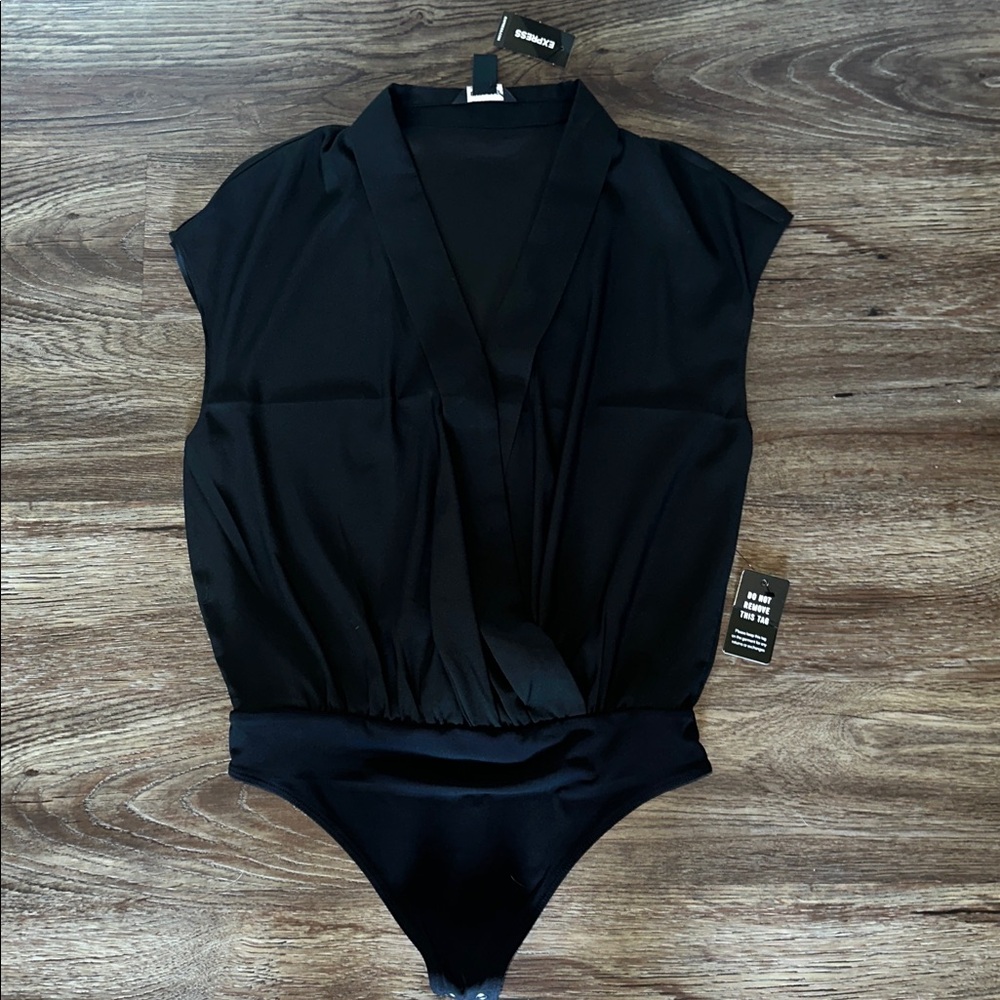 🆕 NWT Express  Deep V Neck Bodysuit